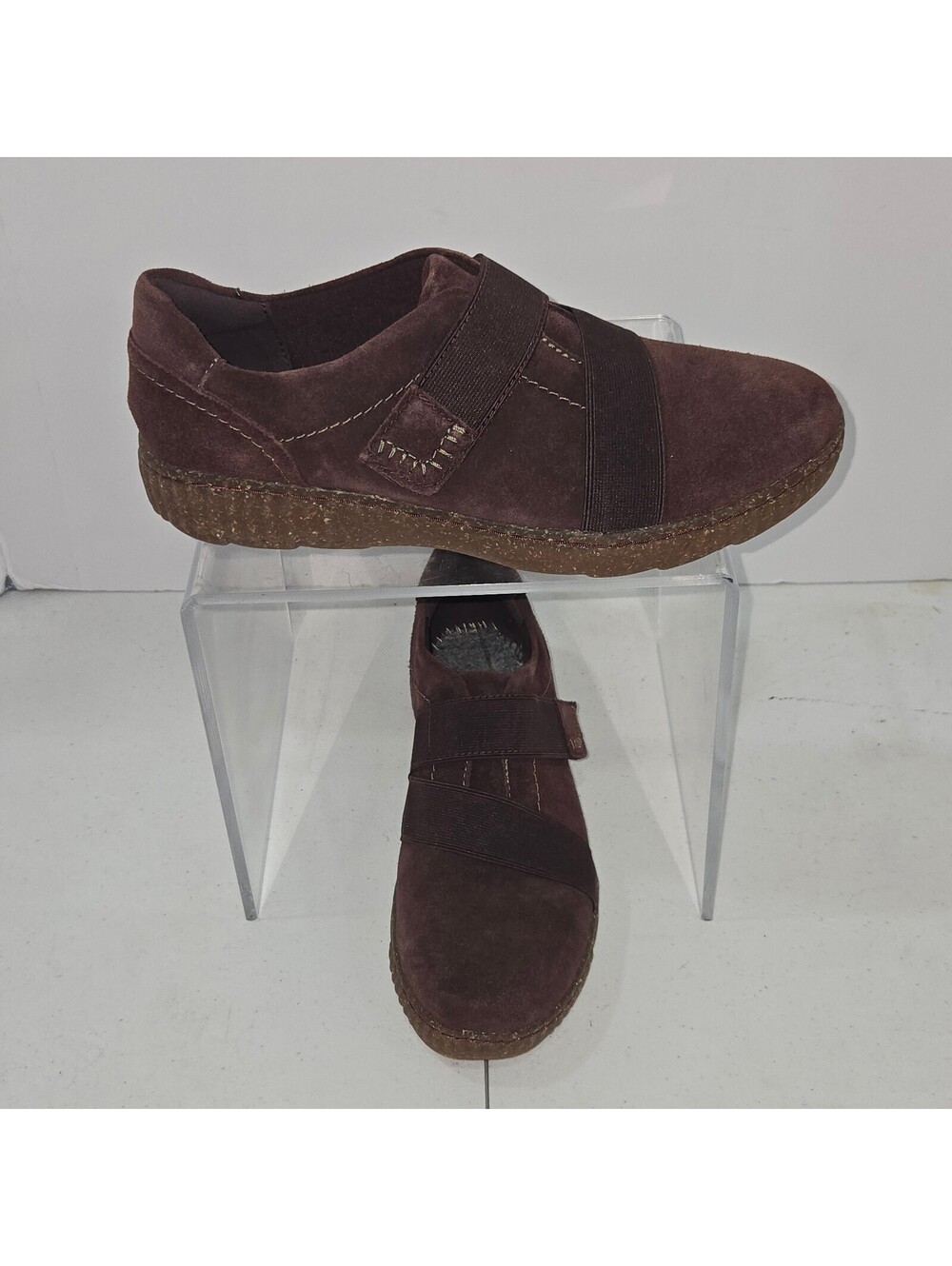 Clarks women 9 Brown Suede Elastic Cross Strap Comfort Loafers Clogs slip on